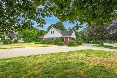 2 Winn St, Burlington, MA 01803 - Photo 7