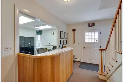 2 Winn St, Burlington, MA 01803 - Photo 9