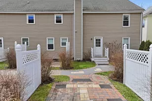 146 Hecla St, Uxbridge, MA 01569 - Photo 5