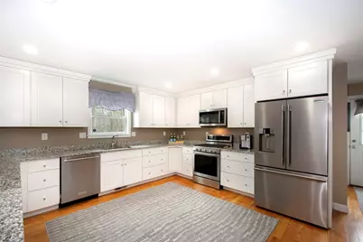 10 Jensen Farm Rd, Braintree, MA 02184 - Photo 9