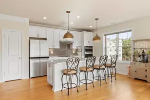 260 Martins Lndg, North Reading, MA 01864 - Photo 9