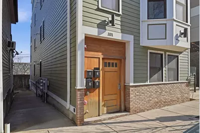 331 Chelsea St #3, Boston, MA 02128 - Photo 3