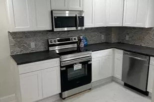 122 Park, Stoughton, MA 02072 - Photo 9