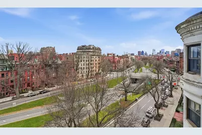 386 Commonwealth Ave #61, Boston, MA 02215 - Photo 5