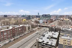 386 Commonwealth Ave, Boston, MA 02215 - Photo 17