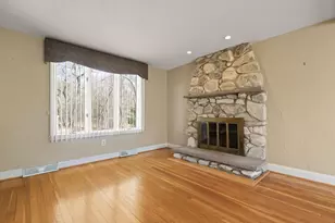 102 Chisholm Rd, Stoughton, MA 02072 - Photo 15