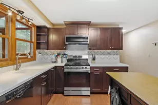 436 Foster Rd, Tewksbury, MA 01876 - Photo 7