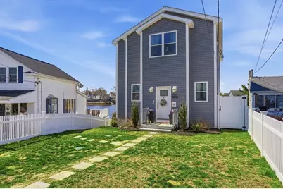 86 Ocean View Ave, Swansea, MA 02777 - Photo 3