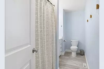 86 Ocean View Ave, Swansea, MA 02777 - Photo 25