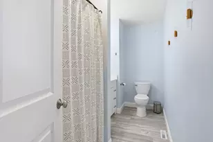 86 Ocean View Ave, Swansea, MA 02777 - Photo 25