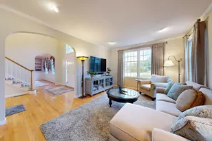 19 Haven Rd, Medfield, MA 02052 - Photo 9