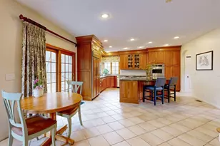 19 Haven Rd, Medfield, MA 02052 - Photo 9