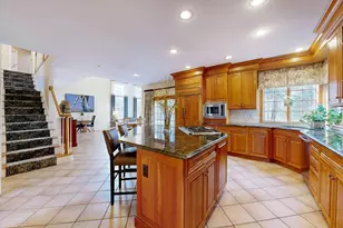 19 Haven Rd, Medfield, MA 02052 - Photo 7