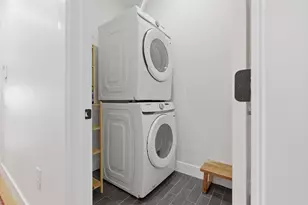 284 Sumner St, Boston, MA 02128 - Photo 21