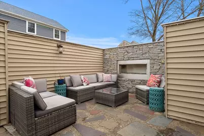 39 Chestnut St, Peabody, MA 01960 - Photo 27
