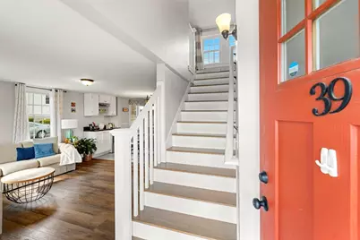 39 Chestnut St, Peabody, MA 01960 - Photo 3