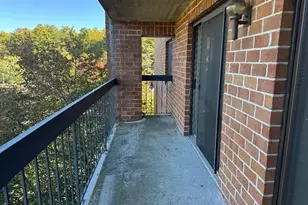 289 Elm St, Medford, MA 02155 - Photo 11