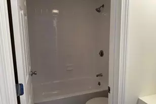 289 Elm St, Medford, MA 02155 - Photo 9