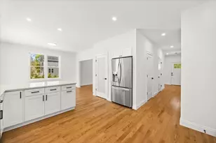 2 Valley Run Dr, Attleboro, MA 02703 - Photo 15