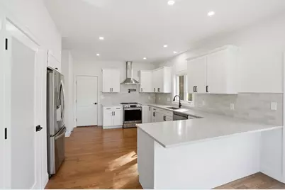 2 Valley Run Dr, Attleboro, MA 02703 - Photo 5