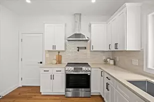 2 Valley Run Dr, Attleboro, MA 02703 - Photo 9
