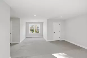 2 Valley Run Dr, Attleboro, MA 02703 - Photo 19