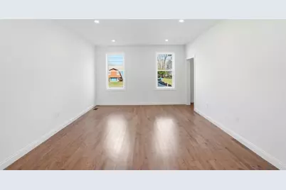 2 Valley Run Dr, Attleboro, MA 02703 - Photo 9