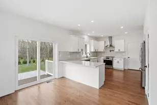 12 Valley Run Dr, Attleboro, MA 02703 - Photo 7