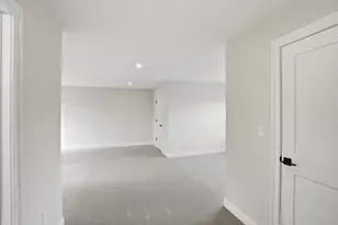 12 Valley Run Dr, Attleboro, MA 02703 - Photo 13