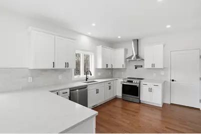 12 Valley Run Dr, Attleboro, MA 02703 - Photo 3