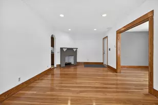 27 S Crescent Circuit, Boston, MA 02135 - Photo 3