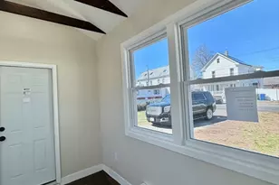 26 Mt Tom Ave, Easthampton, MA 01027 - Photo 29