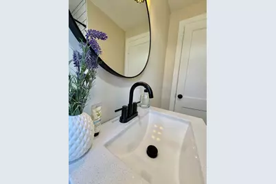 26 Mt. Tom Ave, Easthampton, MA 01027 - Photo 35