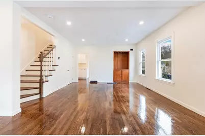 2-4 Brechin Ter, Andover, MA 01810 - Photo 3