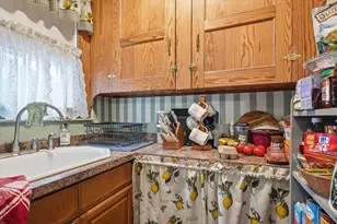 24 Fairview Ave, Swampscott, MA 01907 - Photo 7