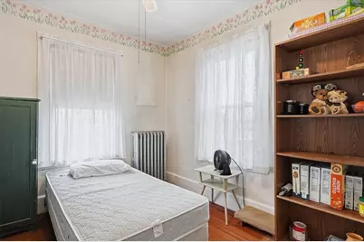 24 Fairview Ave, Swampscott, MA 01907 - Photo 9