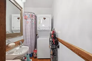 24 Fairview Ave, Swampscott, MA 01907 - Photo 7