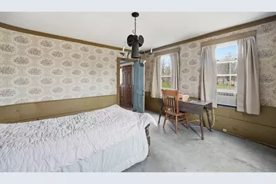 111 South St, Bernardston, MA 01337 - Photo 17