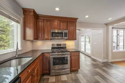 64 Livingstone Ave, Beverly, MA 01915 - Photo 5