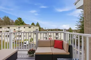 37 Hosmer St, Marlborough, MA 01752 - Photo 15