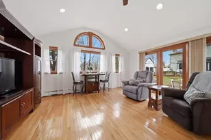 11 Lawrence St, Wakefield, MA 01880 - Photo 15