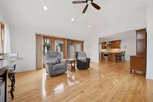 11 Lawrence St, Wakefield, MA 01880 - Photo 17