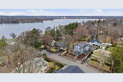 11 Lawrence St, Wakefield, MA 01880 - Photo 39