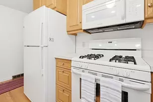 35 Camelot Ct, Stoughton, MA 02072 - Photo 5