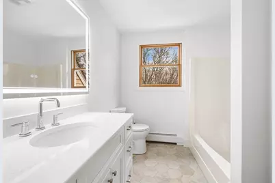 8 Smithfield Place, Dartmouth, MA 02748 - Photo 19