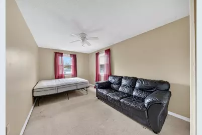 22 Connecticut Ave, Middletown, RI 02842 - Photo 19