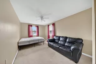 22 Connecticut Ave, Middletown, RI 02842 - Photo 19