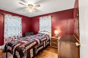 22 Bolton St, Reading, MA 01867 - Photo 11