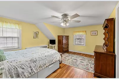 22 Bolton Street, Reading, MA 01867 - Photo 15