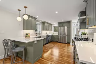 24 Grandview Rd, Arlington, MA 02476 - Photo 7